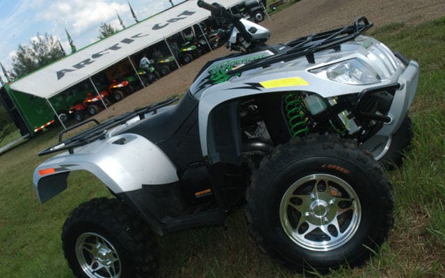 2008 Arctic Cat Thundercat 950 Essai