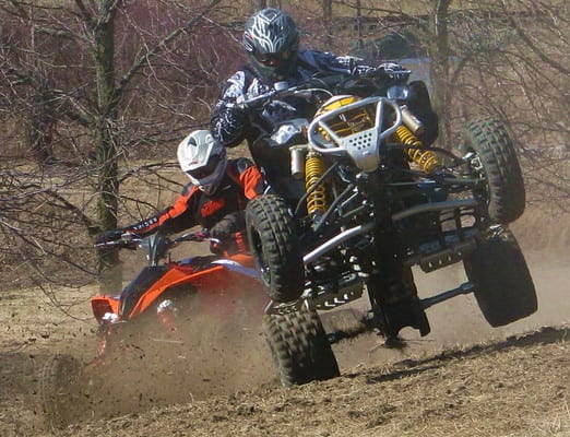 Comparaison du Can-Am450X MX vs KTM 450 SX 2009