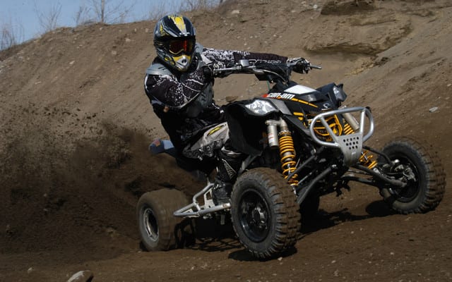 2010 Can-Am DS 450 EFI X MX Essai