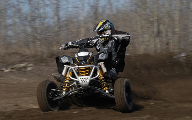 2010 Can-Am DS 450 EFI X MX Essai