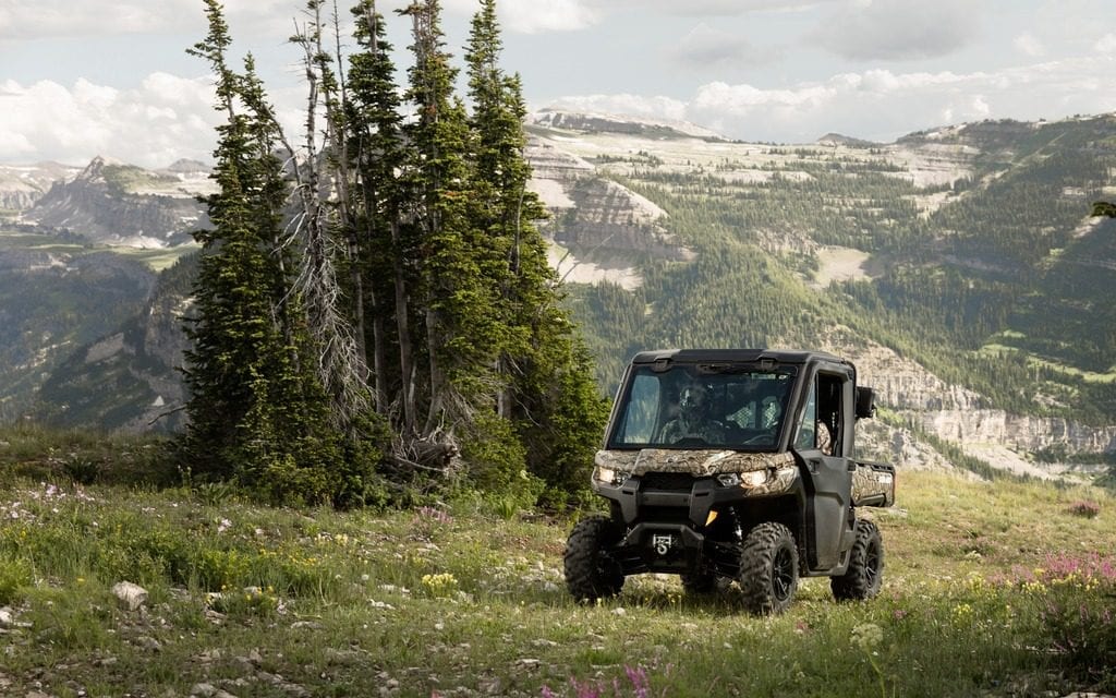 Can-Am Defender 2016