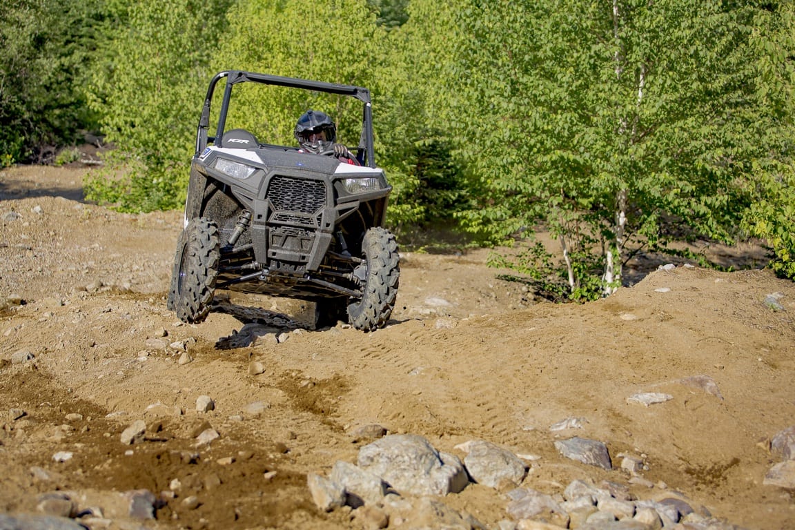 Lâcher son fou en Polaris RZR 900 Trail