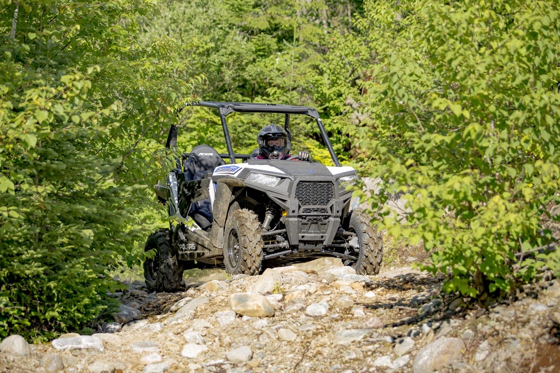 Lâcher son fou en Polaris RZR 900 Trail