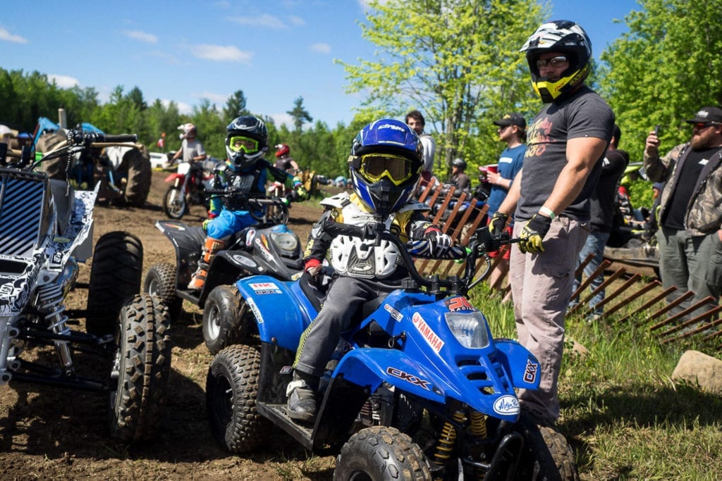 Expédition en sol Ontarien au Augusta Motosports Park