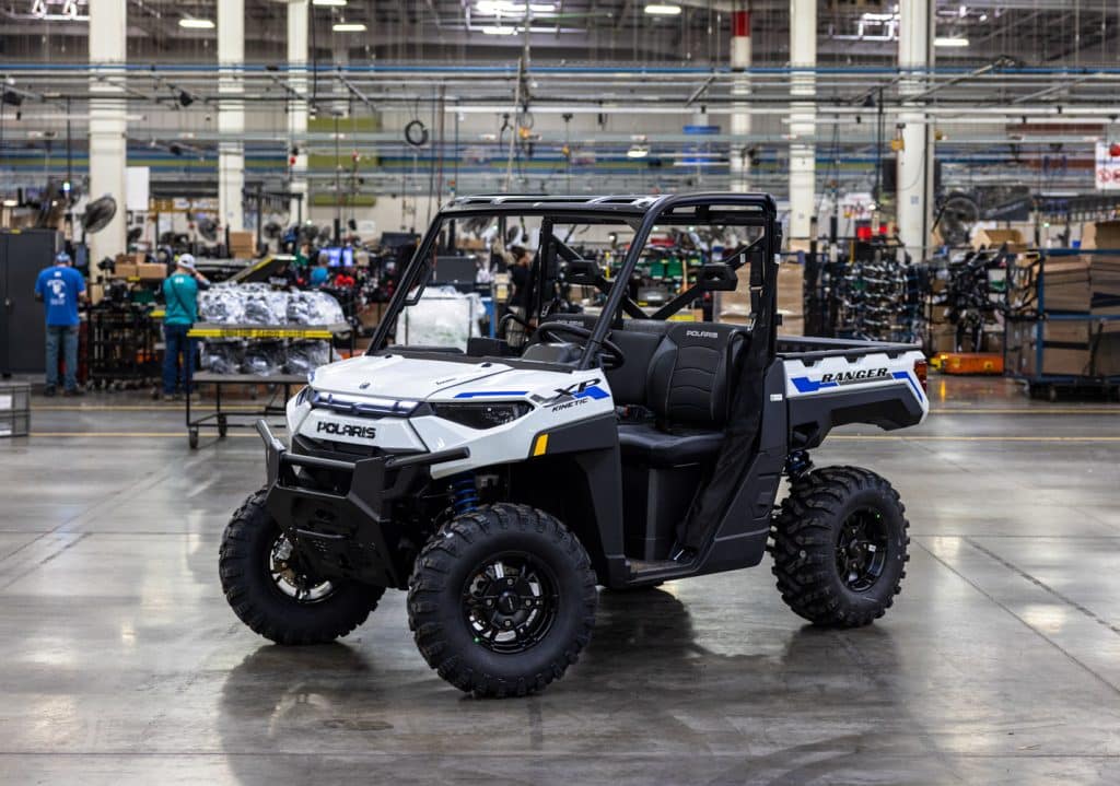 POLARIS-ANNONCE-LA-PREMIERE-LIVRAISON-DU-RANGER-XP-KINETIC-TOUT-ELECTRIQUE