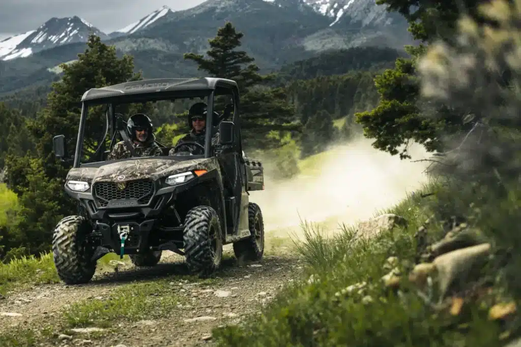 CFMOTO UFORCE 600 2025