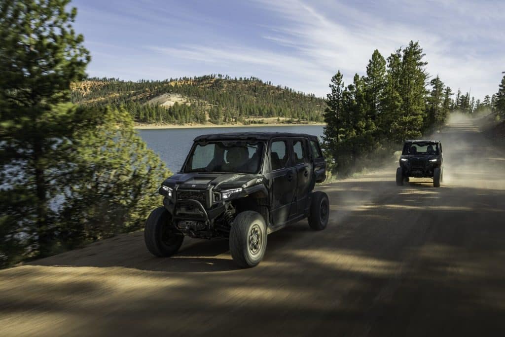 Polaris XPEDITION 2027 en sentier avec la nouvelle transmission NUMATIX