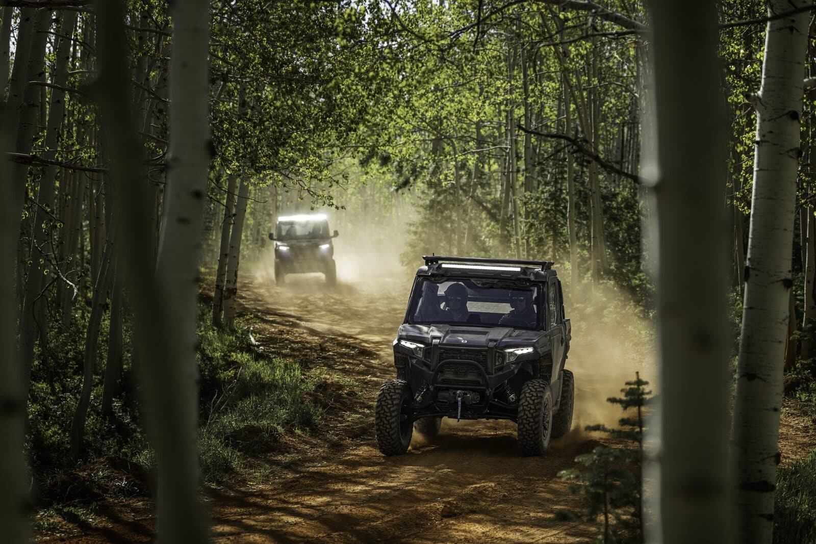 Le Polaris XPEDITION 2027 mise sur une conduite plus silencieuse en sentier.
